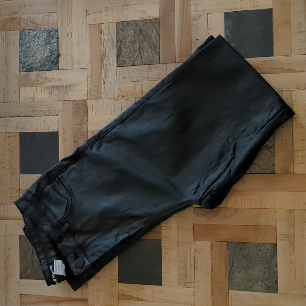 APPERLOTH Shiny Black Pants
